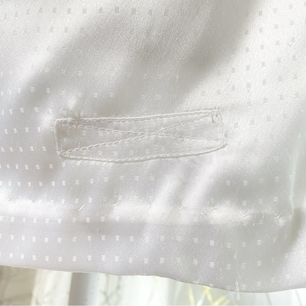Vintage Christian Dior white satin collared long sleeve button up pajama PJ top - Picture 13 of 13